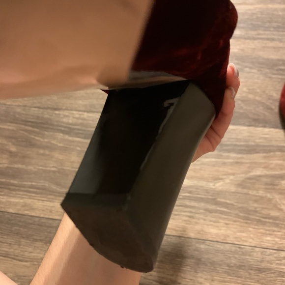 Zara | Burgandy Velvet Boots | Sz 39 (approx 8) - Picture 6 of 8